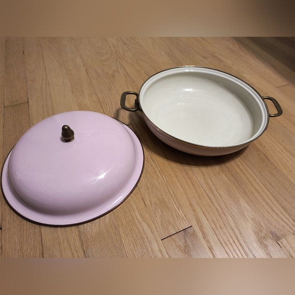 Newcor Sculpture vintage pink enamel covered pan - Picture 2 of 6